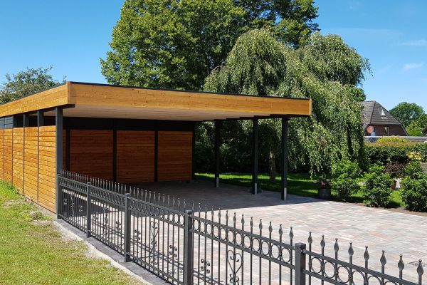 Firma Görtzen in Viöl - Carpot mit Auffahrt